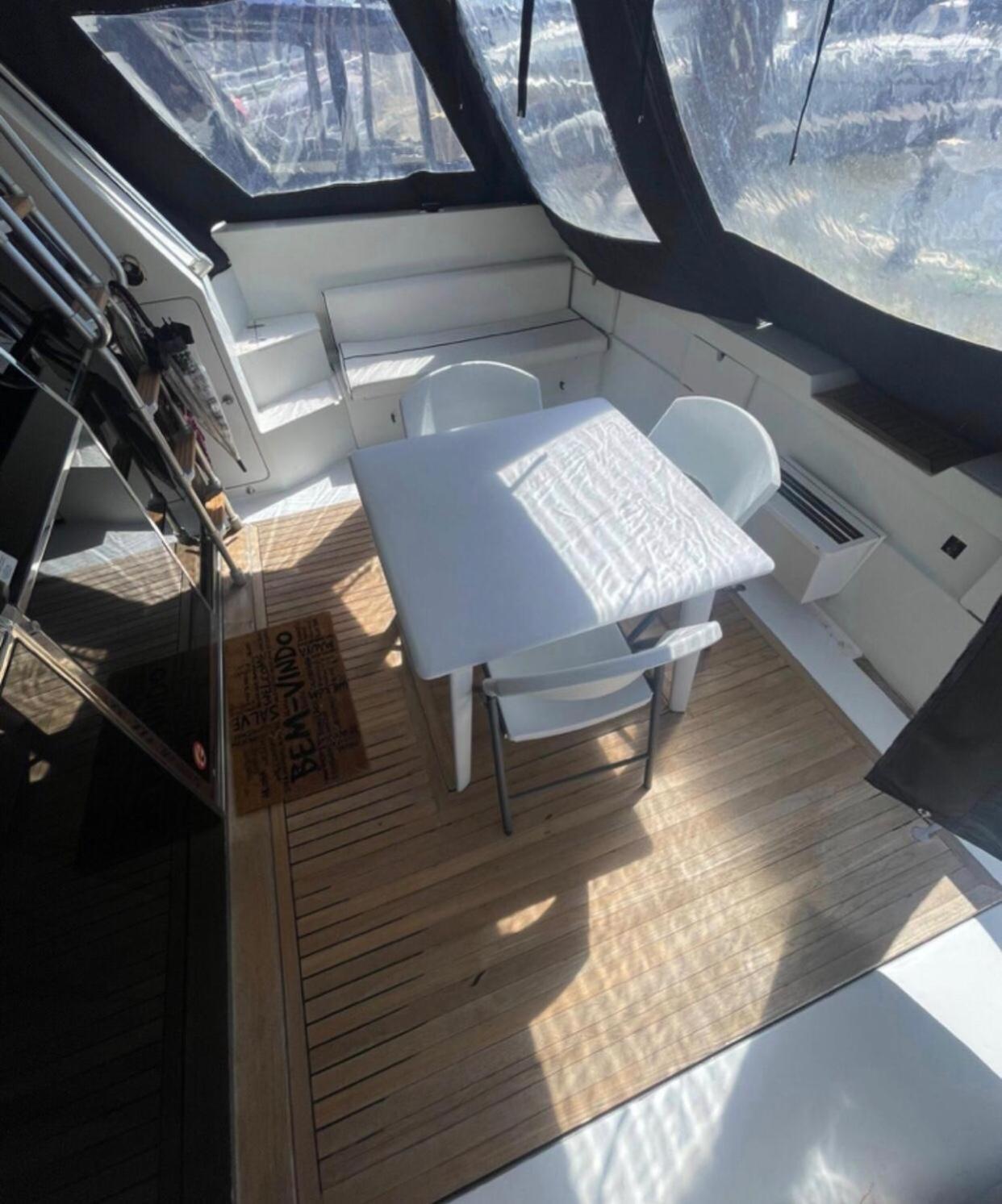 Beautiful And Magnific Yacht Hotell Lisboa Eksteriør bilde